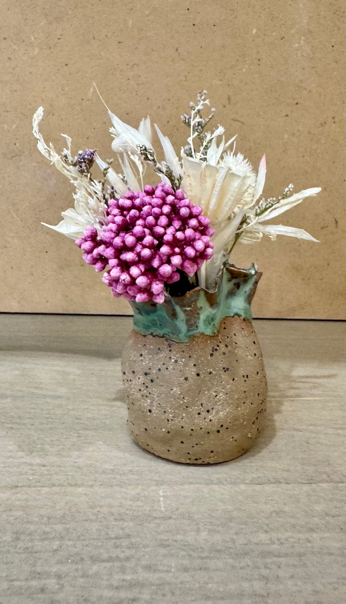 Scallop Rim Bud Vase