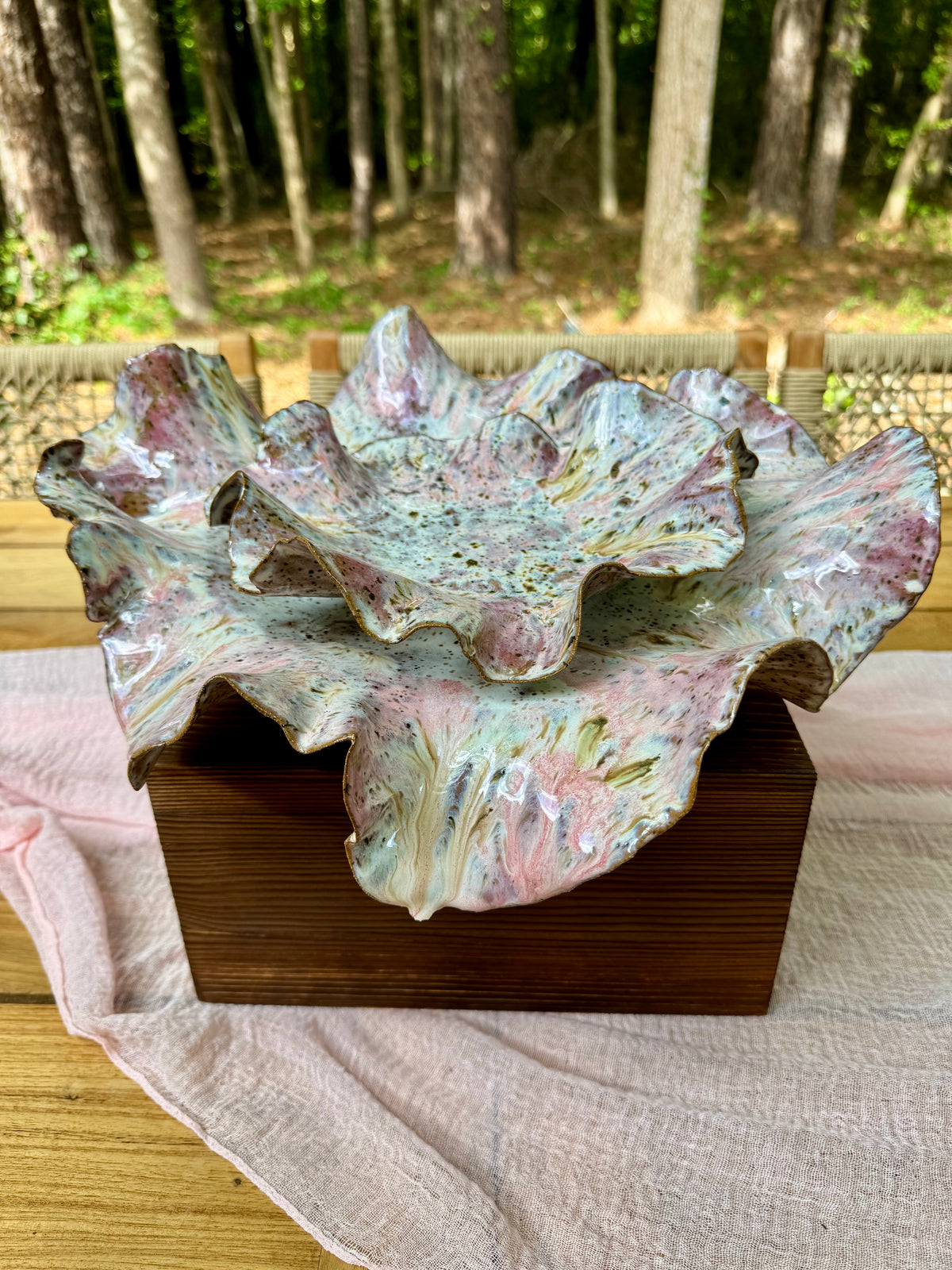 Rose Petal Ruffle Pedestal Bowl