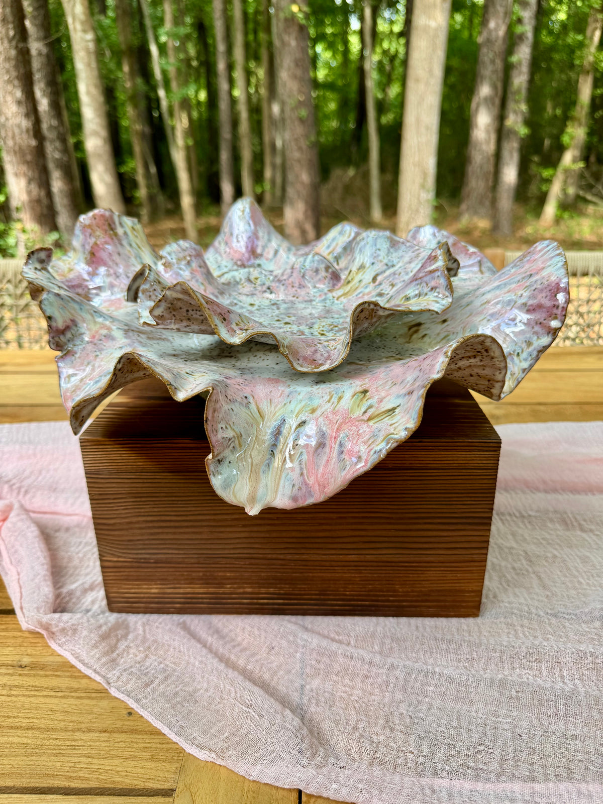 Rose Petal Ruffle Pedestal Bowl
