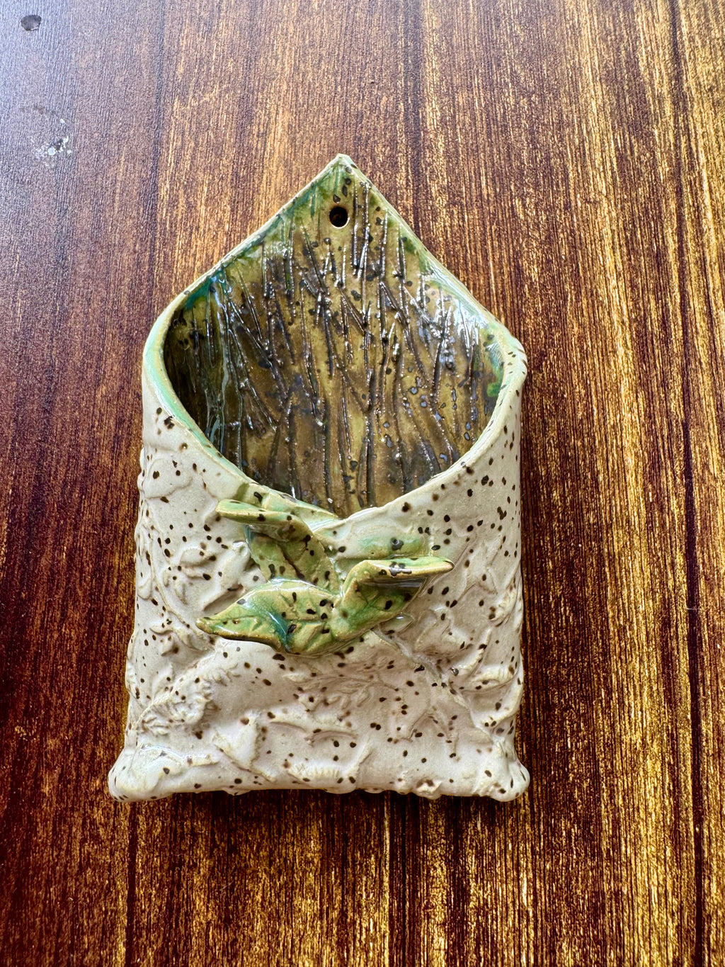 Leaf Envelope Magnetic Wall Pocket No. 3