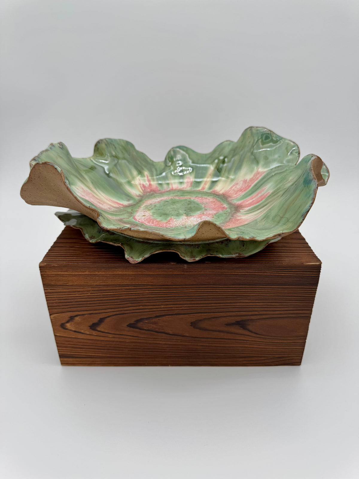 Secret Garden Ruffle Pedestal Bowl