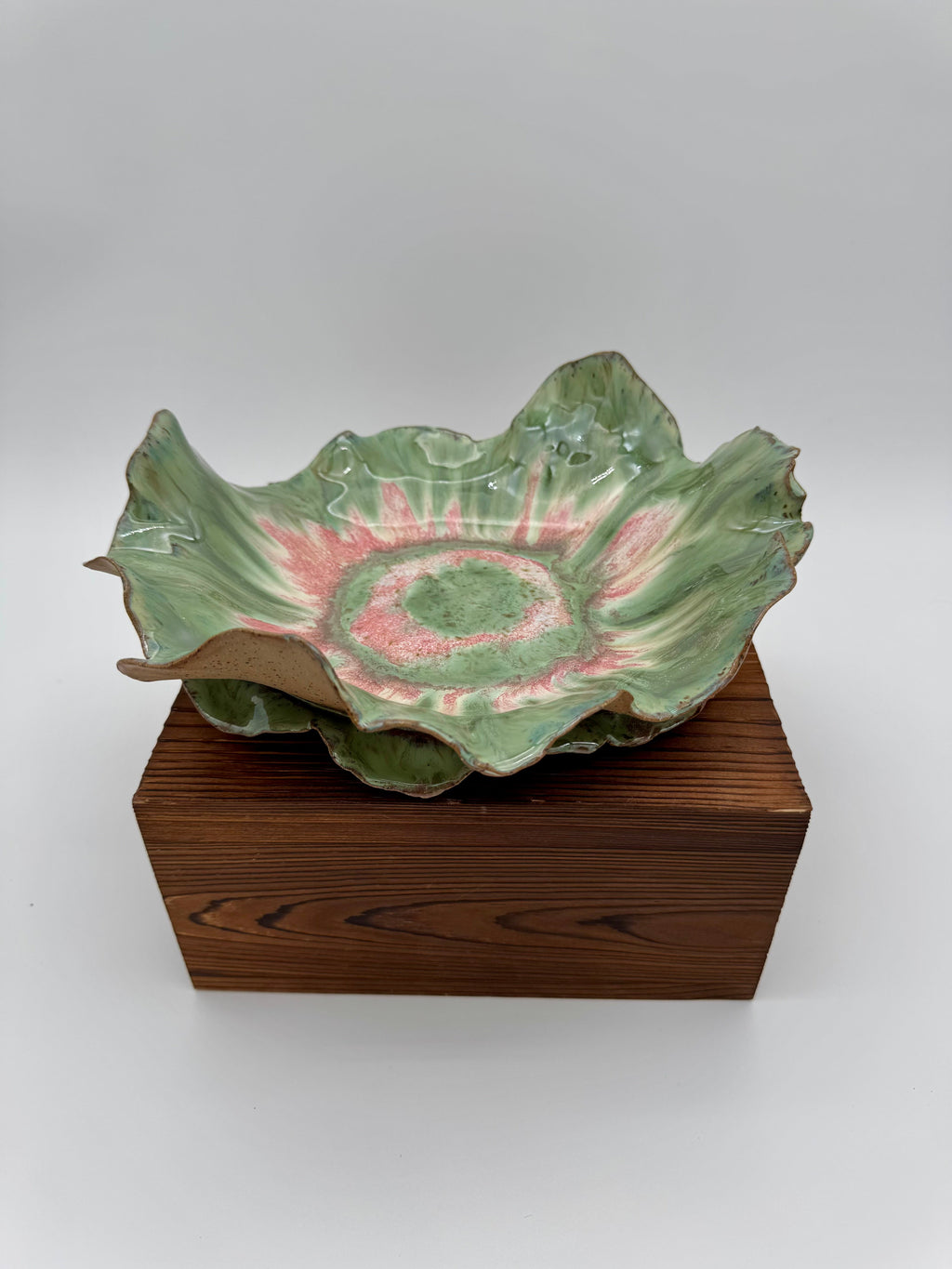 Secret Garden Ruffle Pedestal Bowl
