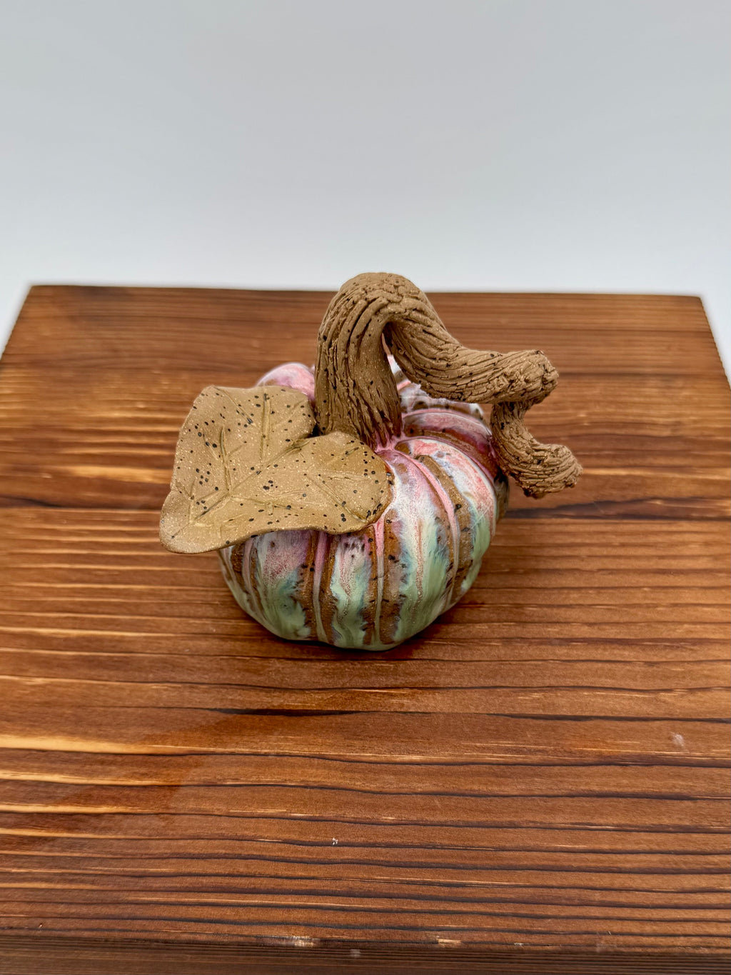 Meadow Harvest Ceramic Pumpkin — Medium